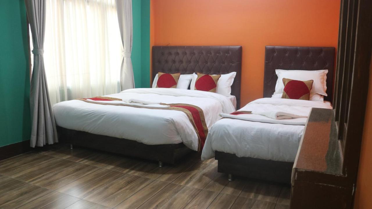 Nepalaya Home Hostel Katmandou Extérieur photo