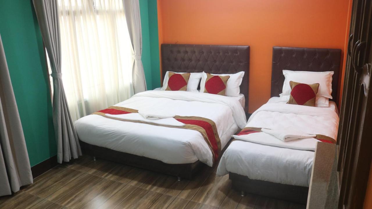 Nepalaya Home Hostel Katmandou Extérieur photo